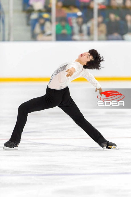Ice Gallery Skates U.S.